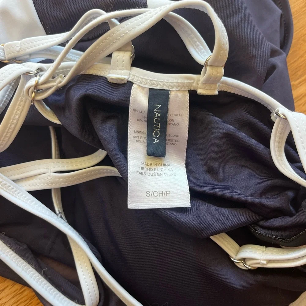 Nautica striped one-piece swimsuit Navy Blue & White Mesh Accents Women’s Small
